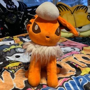 Flareon Plush | Pokèmon | 9"
